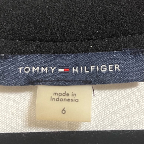 TOMMY HILFIGER DRESS SIZE 6. - Picture 12 of 16